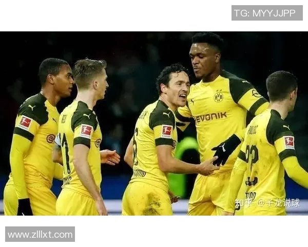 南京羽毛球队状态表现分析与英超联赛的对比探讨