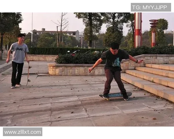 南京滑板队的奋斗与突破运动滑板纪实记录青春与梦想的交汇之旅